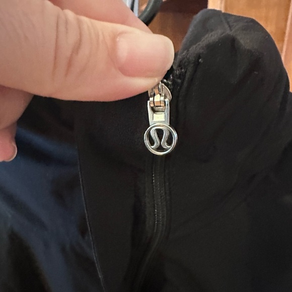 Lululemon Run: In The Rain Jacket
Black - Picture 15 of 16